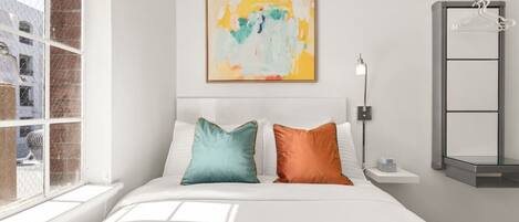 1 bedroom, desk, iron/ironing board, WiFi (free)
