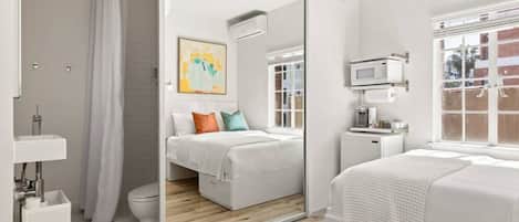 1 chambre, bureau, fer et planche à repasser, Wi-Fi gratuit