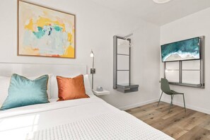 1 bedroom, desk, iron/ironing board, free WiFi