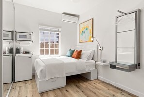 1 dormitorio, escritorio, tabla de planchar con plancha y wifi gratis