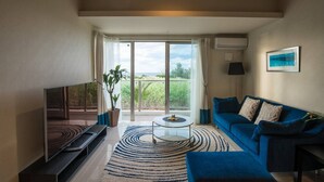 Basic Apartment | Living area - OR101 (Onna)