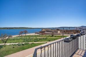 Property grounds - Sa Mirada apt, taste of the sea (Fornells)