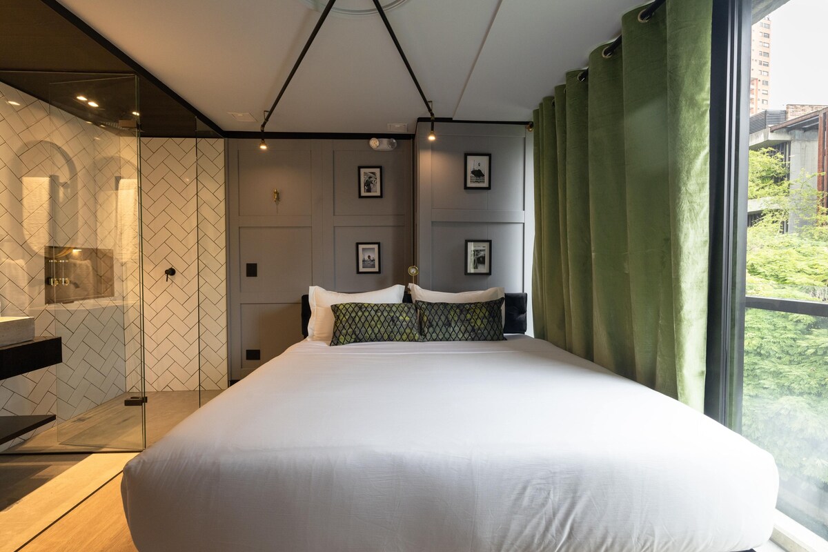 Literie de qualité supérieure, couette en duvet d'oie, minibar