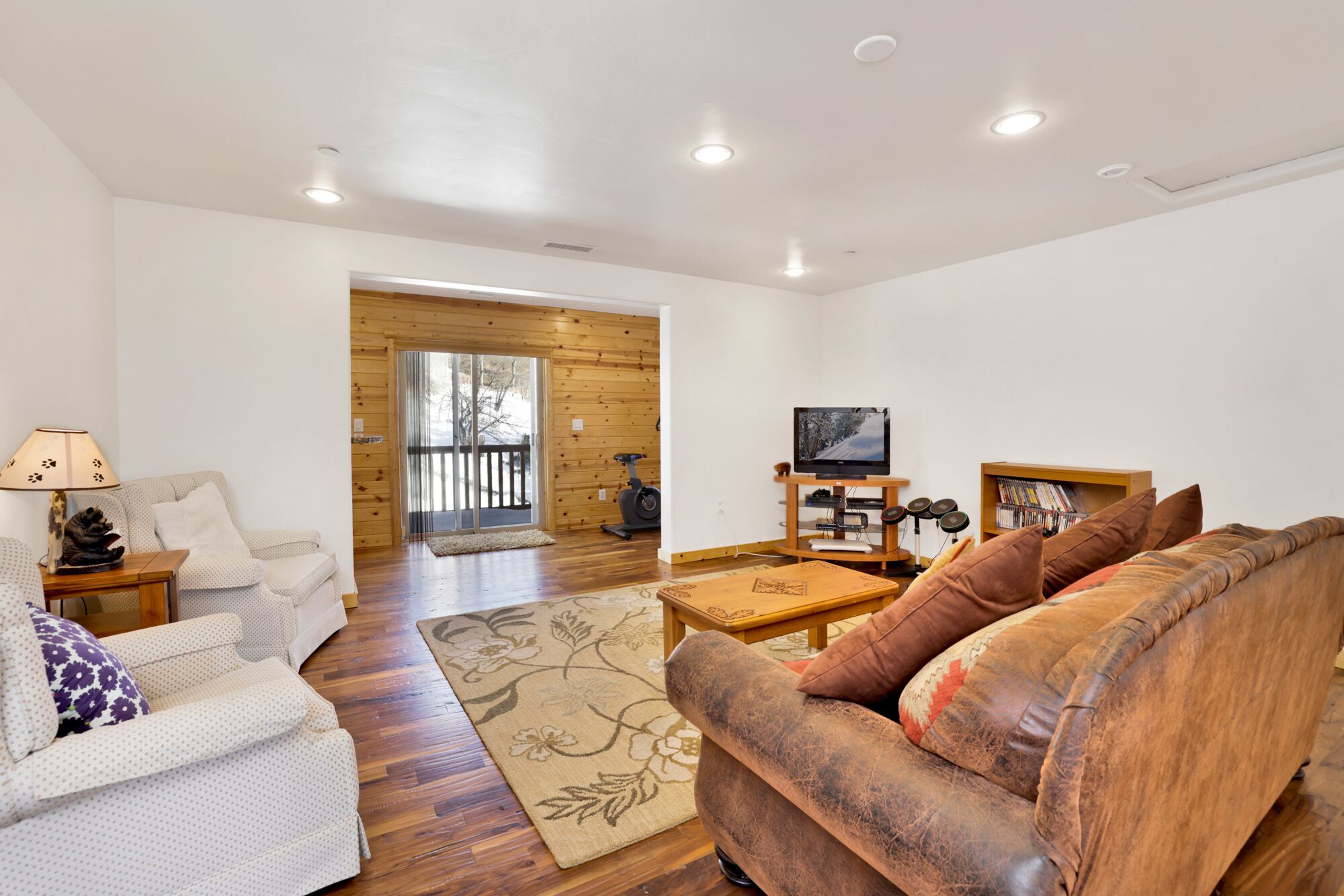 Cozy Lakeview Hideaway in Fawnskin- Amazing Views