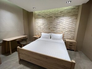 Literie de qualité supérieure, minibar, décoration personnalisée