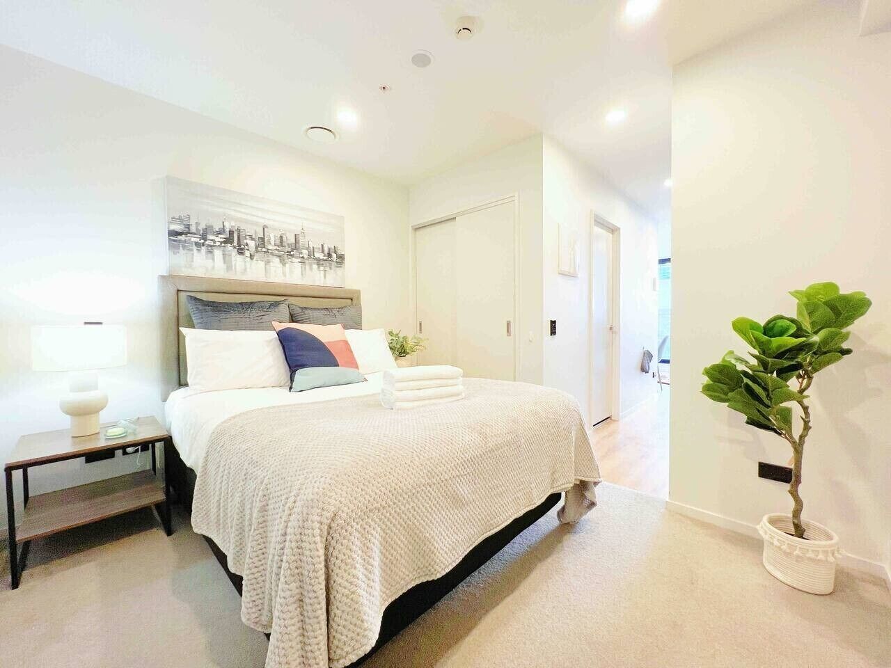 1 bedroom, iron/ironing board, WiFi, bed sheets