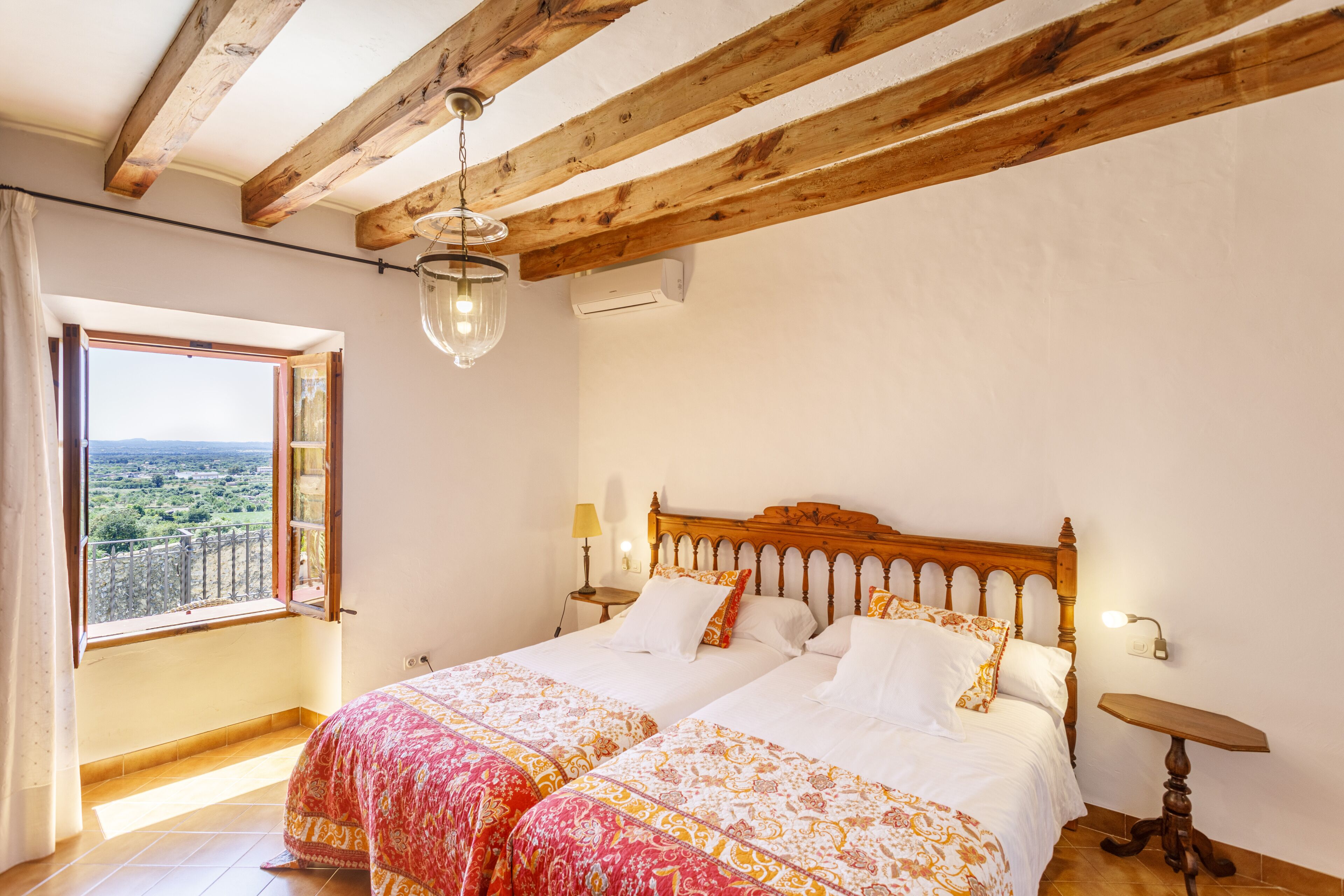 Superior Twin Room | Iron/ironing board, free WiFi, bed sheets