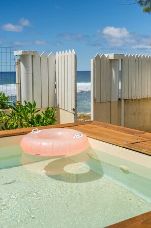 Outdoor pool - Bungalow Bord de mer au Motu Temae (Temae)