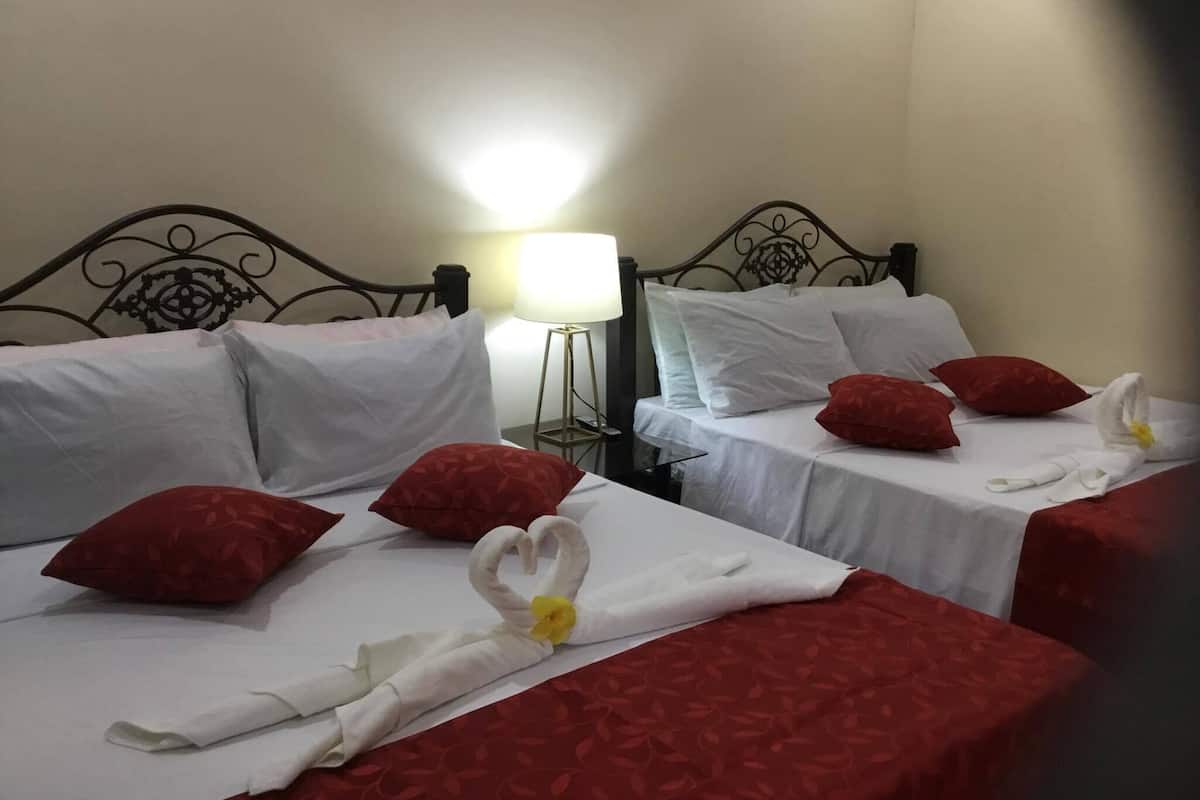 Suite Deluxe, vista al jardín, en el área del jardín | 1 habitación, ropa de cama hipoalergénica y decoración personalizada