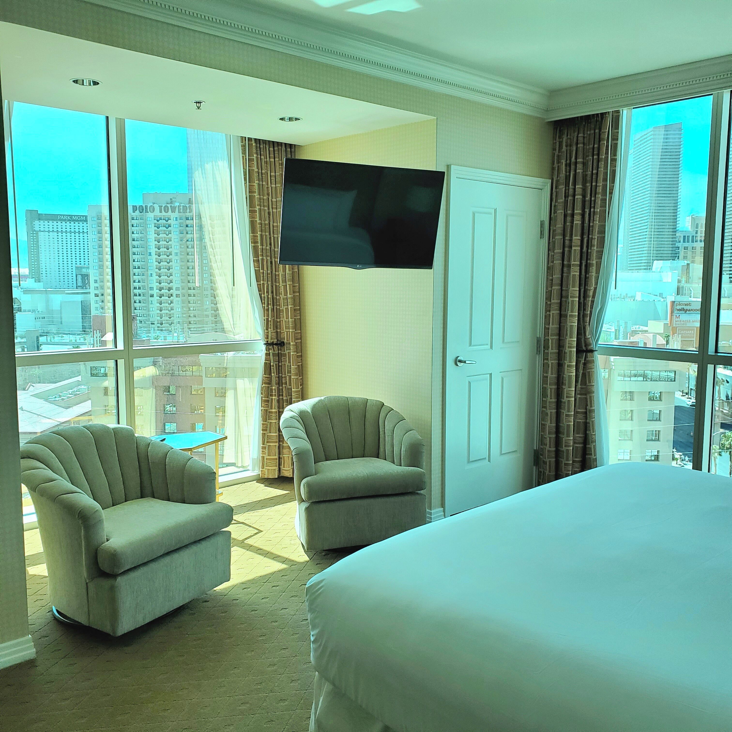 1 bedroom, in-room safe, iron/ironing board, free WiFi