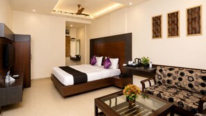 Junior Suite | Premium bedding, individually furnished, desk, laptop workspace - Hotel Bhagyaraj Palace - Best Hotel In Kanpur (Kanpur)