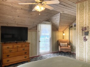 6 bedrooms, WiFi, bed sheets