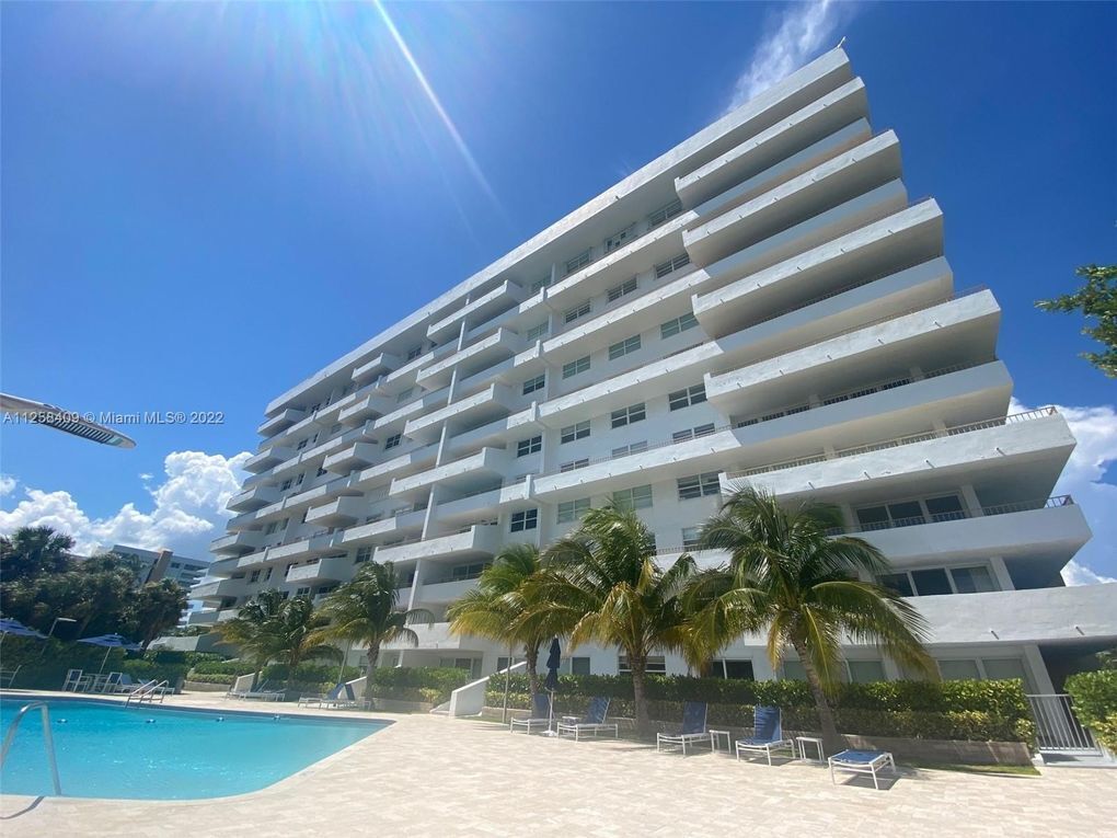 Key Biscayne Condo