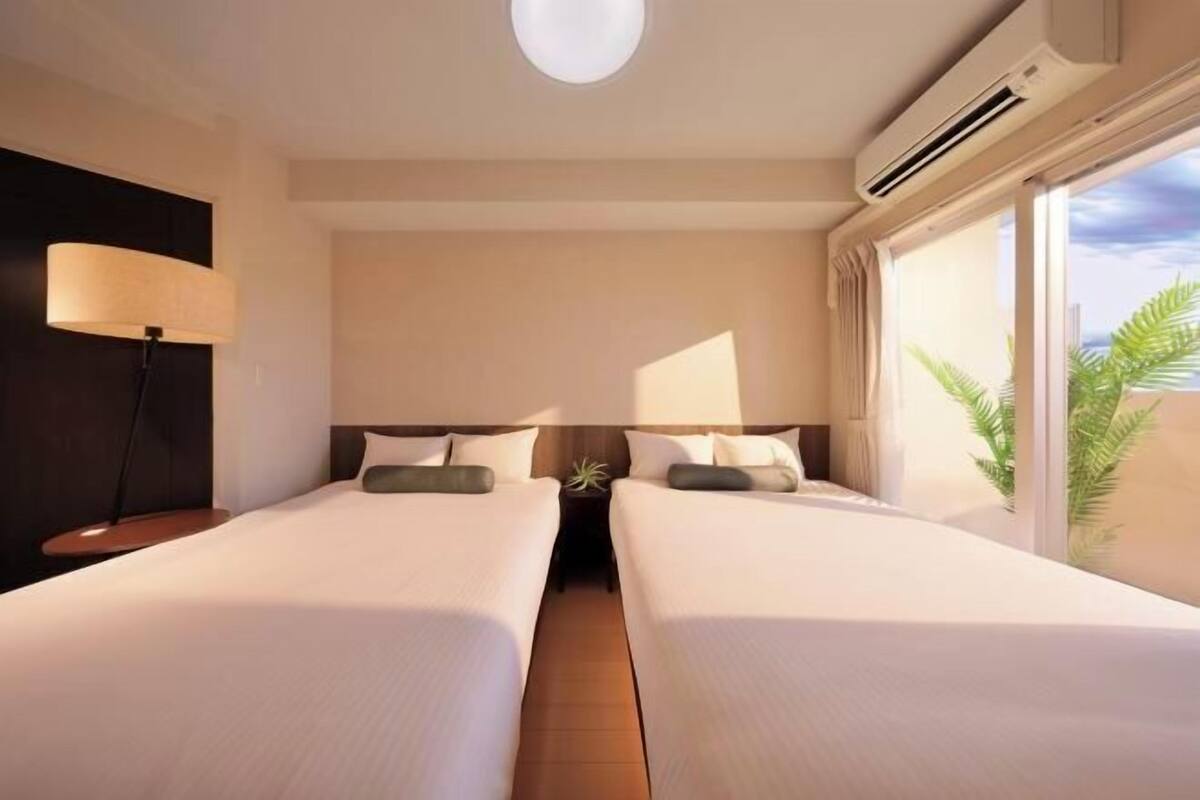 1 Schlafzimmer, hochwertige Bettwaren, Daunenbettdecken