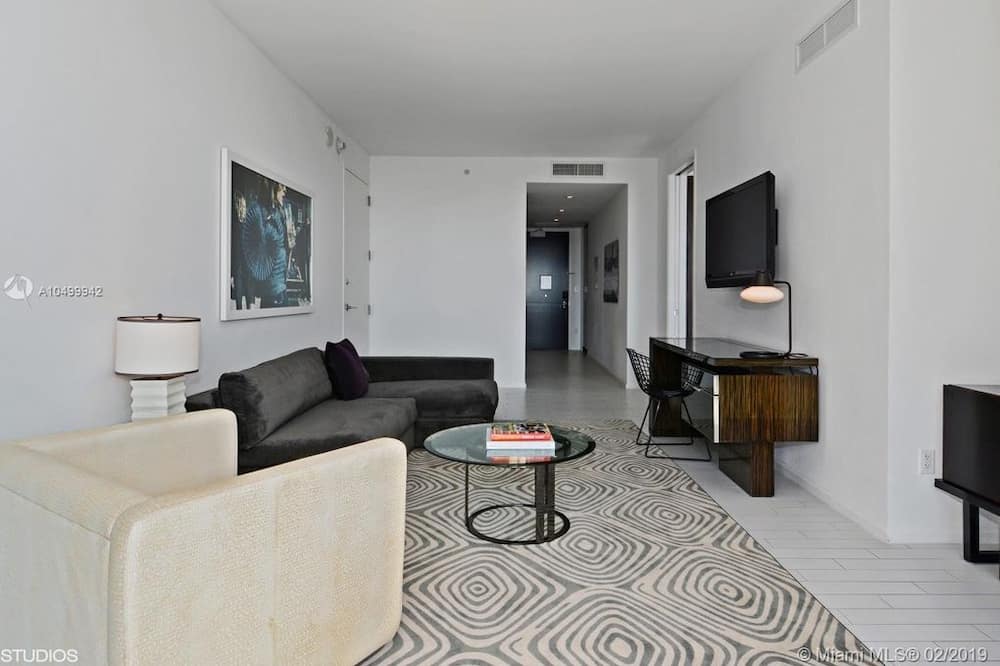 Miami Beach Apartment
