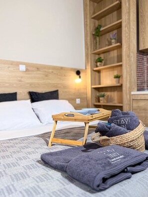 Deluxe-Doppelzimmer | Hochwertige Bettwaren, laptopgeeigneter Arbeitsplatz