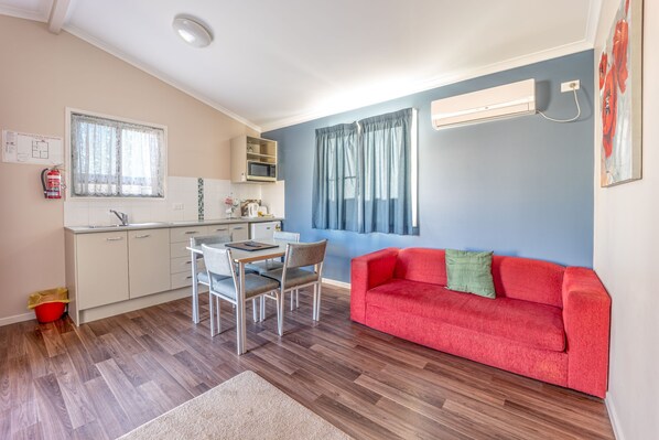 Mökki | Oleskelualue