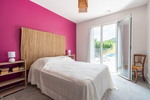 2 bedrooms - Cosy holiday home with pool (Saint-André-de-Roquepertuis)