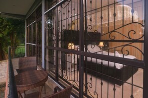 Standard Double Room - HUTLAND HOTEL (Entebbe)