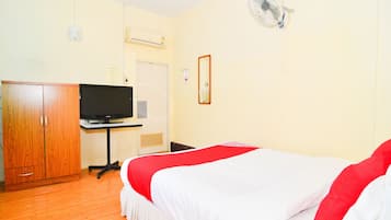 Double Room | Soundproofing, free WiFi, bed sheets