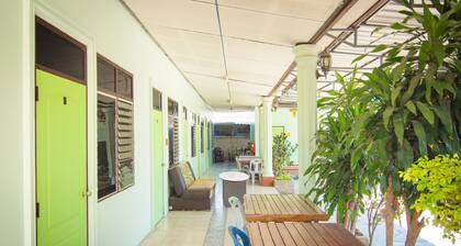 OYO 499 Pattaraporn Hotel