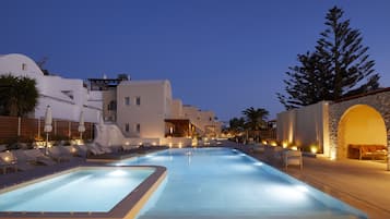 Piscine extérieure (ouverte en saison)