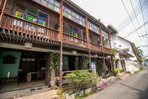 住宿正面