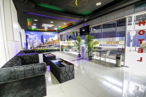 32-Zoll-LED-Fernseher mit Digitalempfang, Fernseher