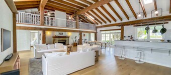 Nine Hunters - Your very own resort