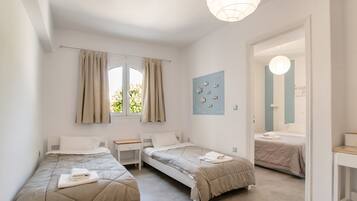 2 bedrooms, free WiFi, bed sheets