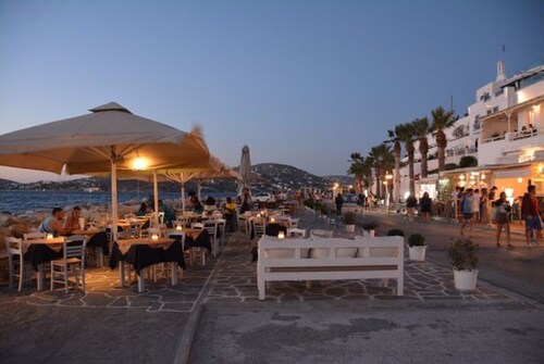Studio "Livadia Seaside 1" près de la plage avec 2 terrasses partagées et Wi-Fi