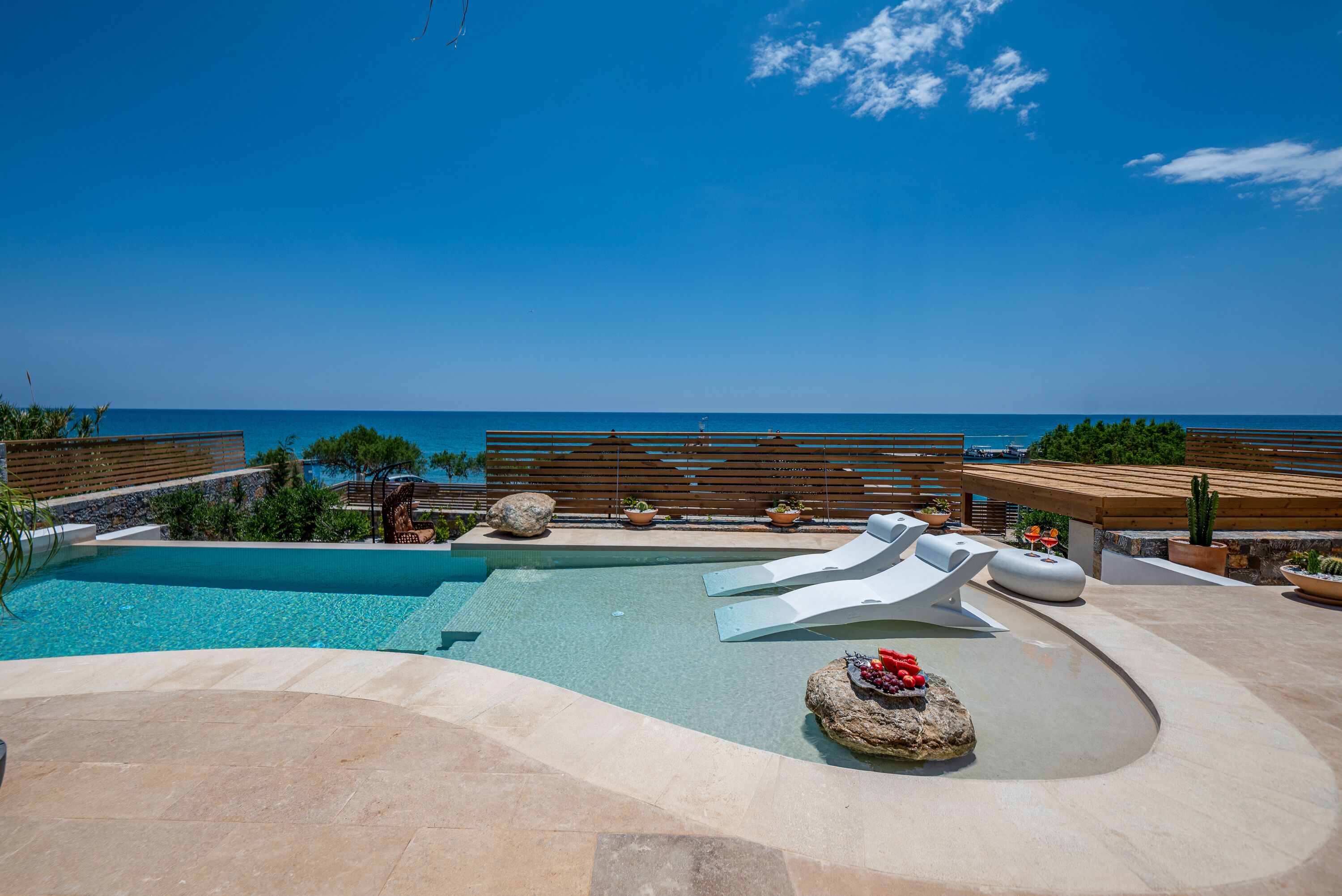 Villa | Outdoor pool