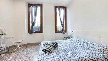 2 Schlafzimmer, kostenloses WLAN, BettwÀsche