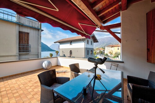 Ferienhaus 'Wakesurfhouse 2' mit Seeblick, privater Terrasse und WLAN