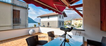 Holiday Home 'Wakesurfhouse 2' with Lake View, Private Terrace and Wi-Fi