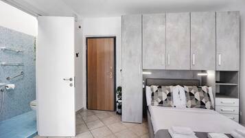 Bügeleisen/Bügelbrett, kostenloses WLAN, Bettwäsche