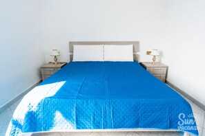 2 Schlafzimmer, Bügeleisen/Bügelbrett, Bettwäsche