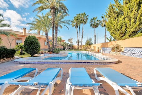 Pool. Villa 'Maria Dependance' with Private Pool, Wi-Fi and Air Conditioning