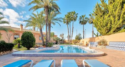 Villa 'Maria Dependance' mit privatem Pool, WLAN und Klimaanlage