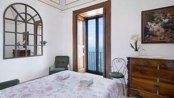 2 camere, ferro/asse da stiro, Wi-Fi gratuito, lenzuola