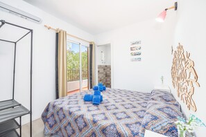 3 dormitorios, tabla de planchar con plancha, wifi gratis y ropa de cama