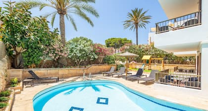 Apartment "Gran Sol Family 3" with Shared Pool, Wi-Fi, Air Conditioning (Tourist Tax Included)