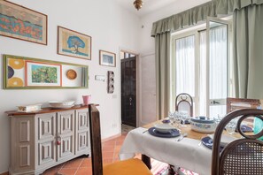 Dining - Casina di Marnie Apartment with Private Terrace and Wi-Fi (Balestrate)