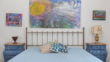 2 sovrum, strykjärn/strykbräda, gratis wi-fi och sängkläder