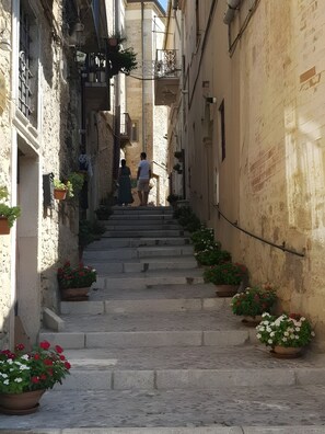 Miscellaneous - Apartment 'Tena - Arco Pronti' with Mountain View, Wi-Fi and Air Conditioning (Sant'Agata di Puglia)