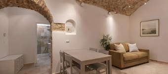 Apartment 'Tena - Arco Pronti' with Mountain View, Wi-Fi and Air Conditioning