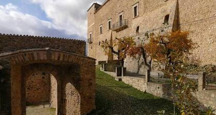 Apartment 'Puteha - Arco Pronti' with Mountain View, Wi-Fi and Air Conditioning
