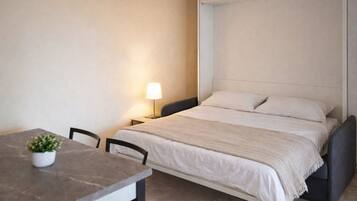 1 Schlafzimmer, Bügeleisen/Bügelbrett, kostenloses WLAN, Bettwäsche