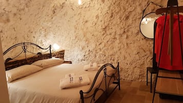 2 chambres, fer et planche Ă  repasser, Wi-Fi gratuit, draps fournis