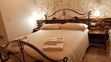 2 camere, ferro/asse da stiro, Wi-Fi gratuito, lenzuola